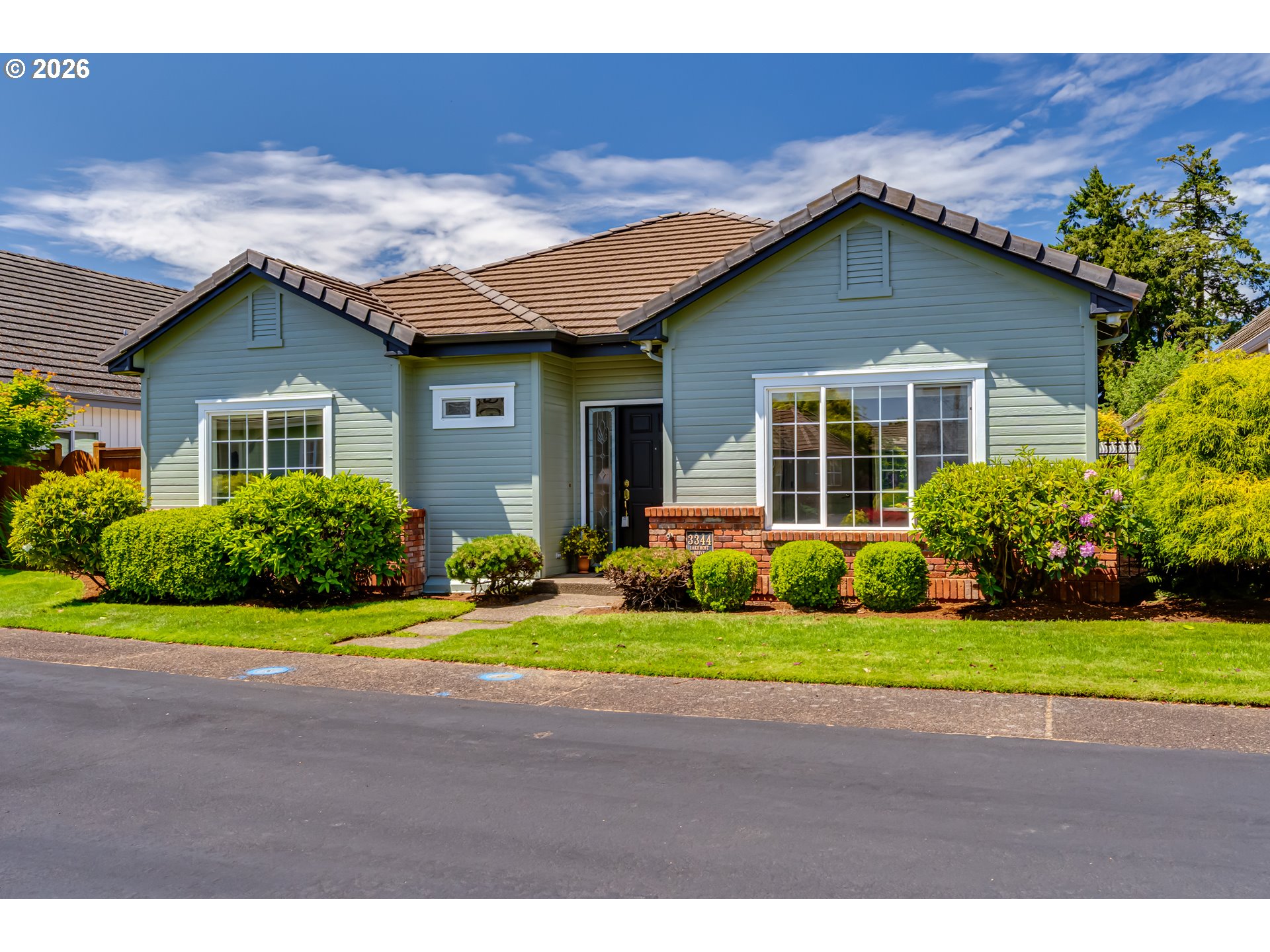 3344 LAKEMONT DR