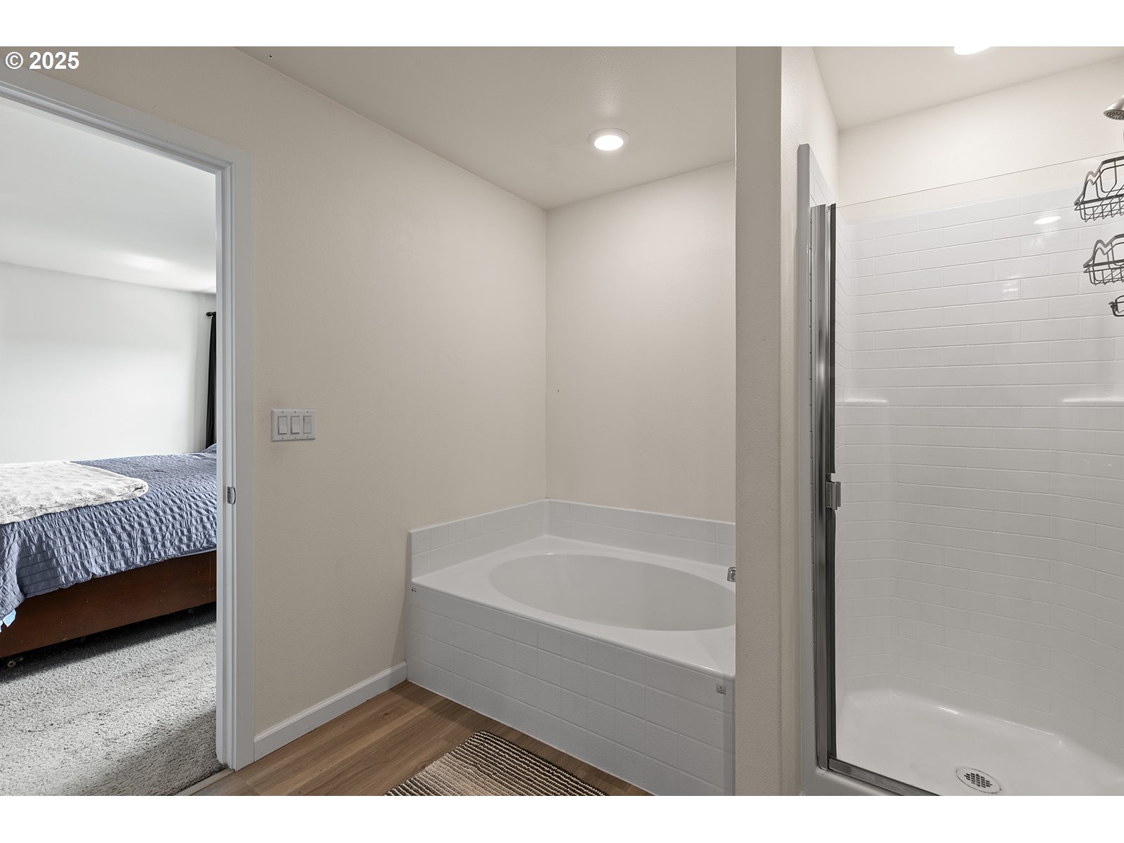 La Center, Washington 98629, United States, 5 Bedrooms Bedrooms, ,3 BathroomsBathrooms,Residential,Active,172192