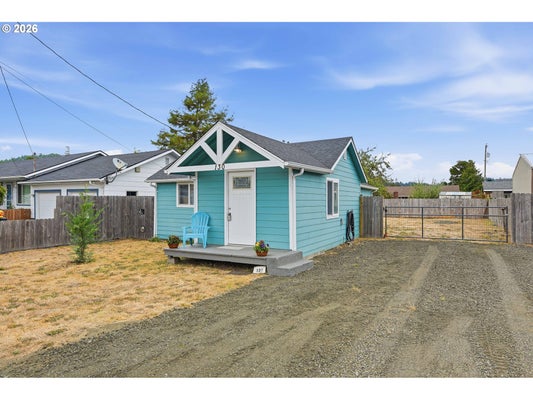 130 N 12TH ST, LAKESIDE, OR 97449 - Image 909f052d13f045169c4aac7983ff52fb/1435655154