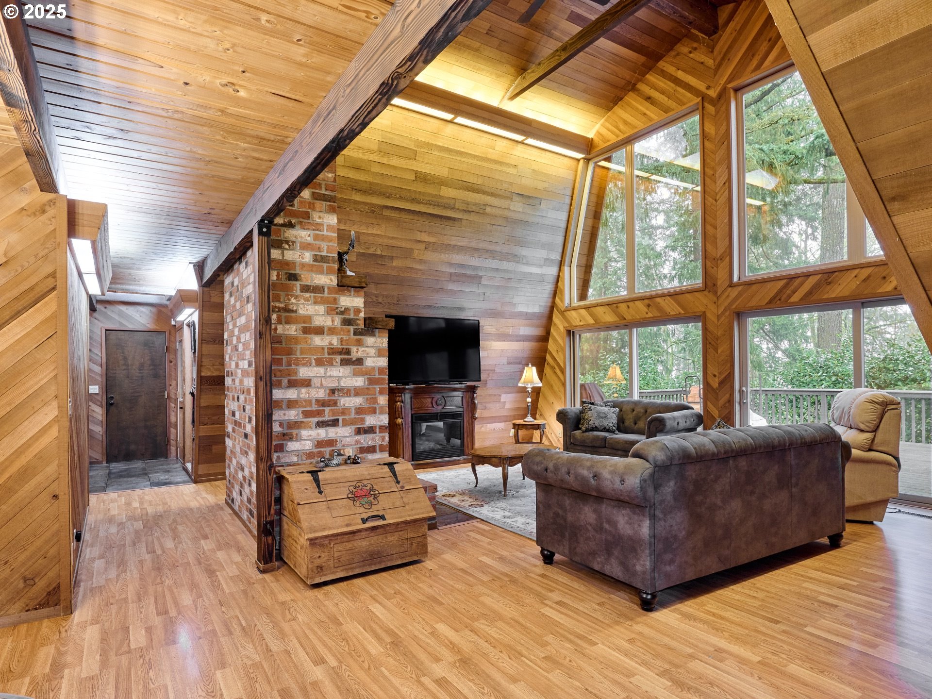 Canby, Oregon 97013, United States, 4 Bedrooms Bedrooms, ,2 BathroomsBathrooms,Residential,Pending,17046