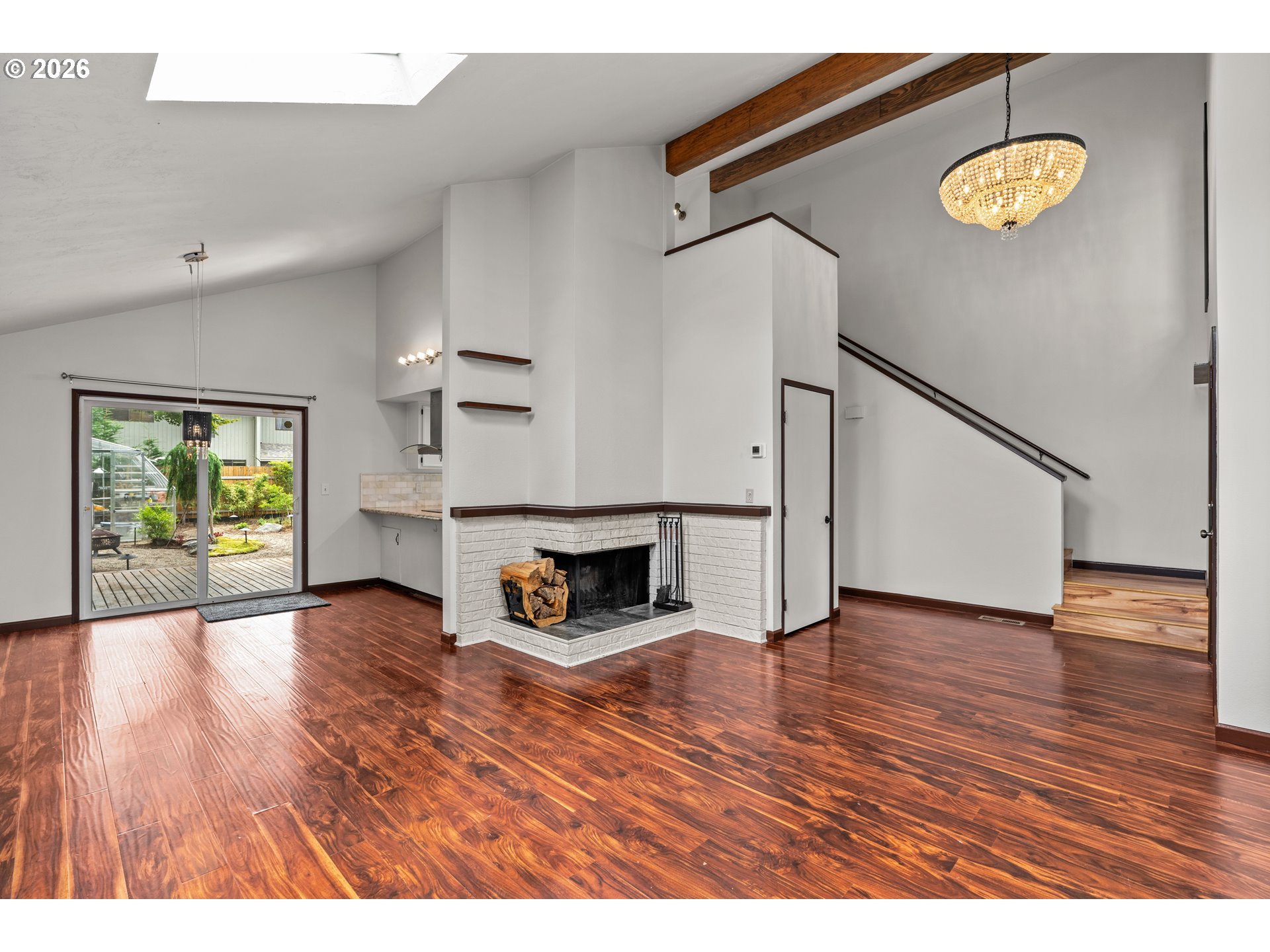 2540 SNELLING DR