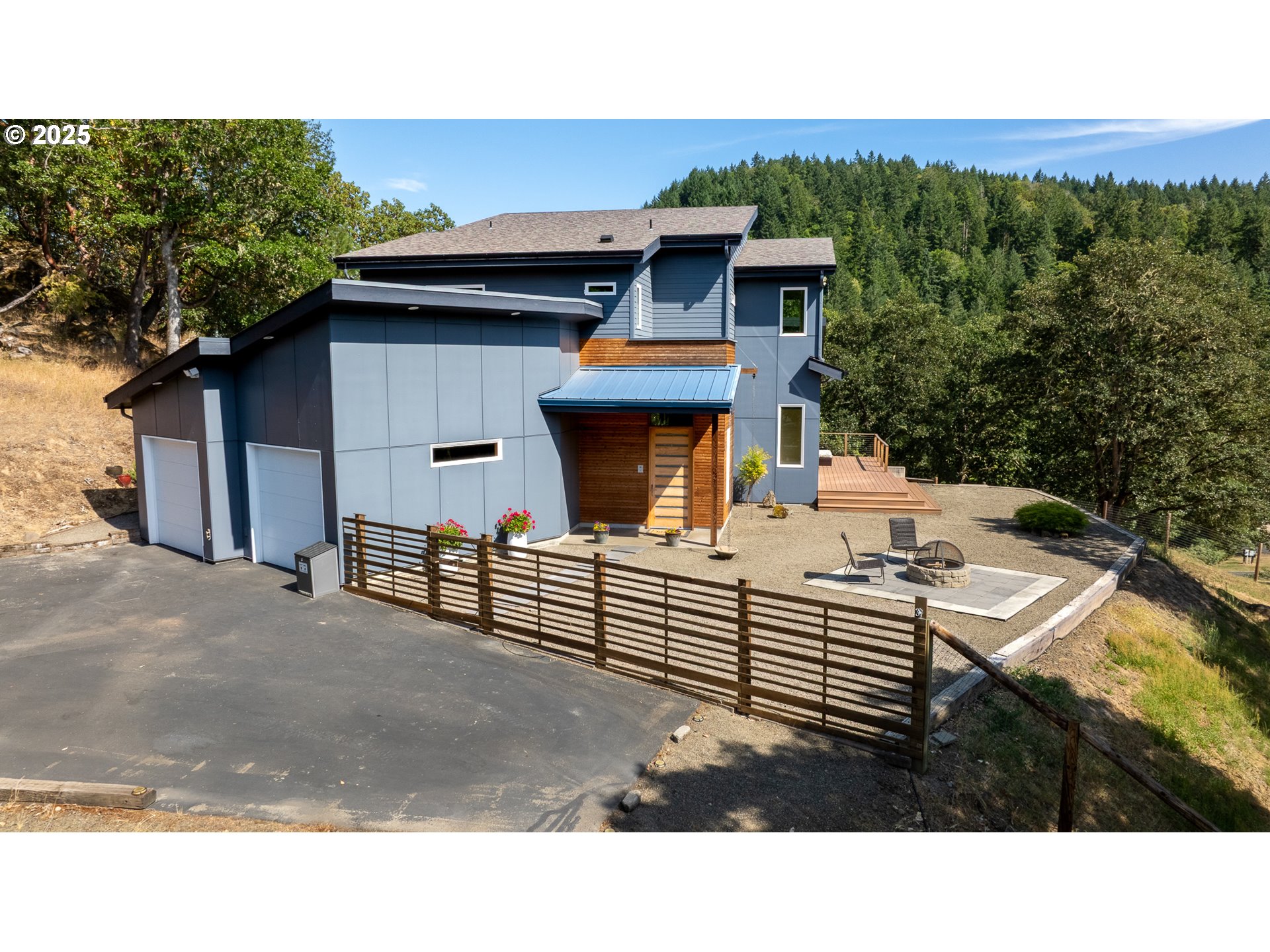174 PINOT NOIR WAY