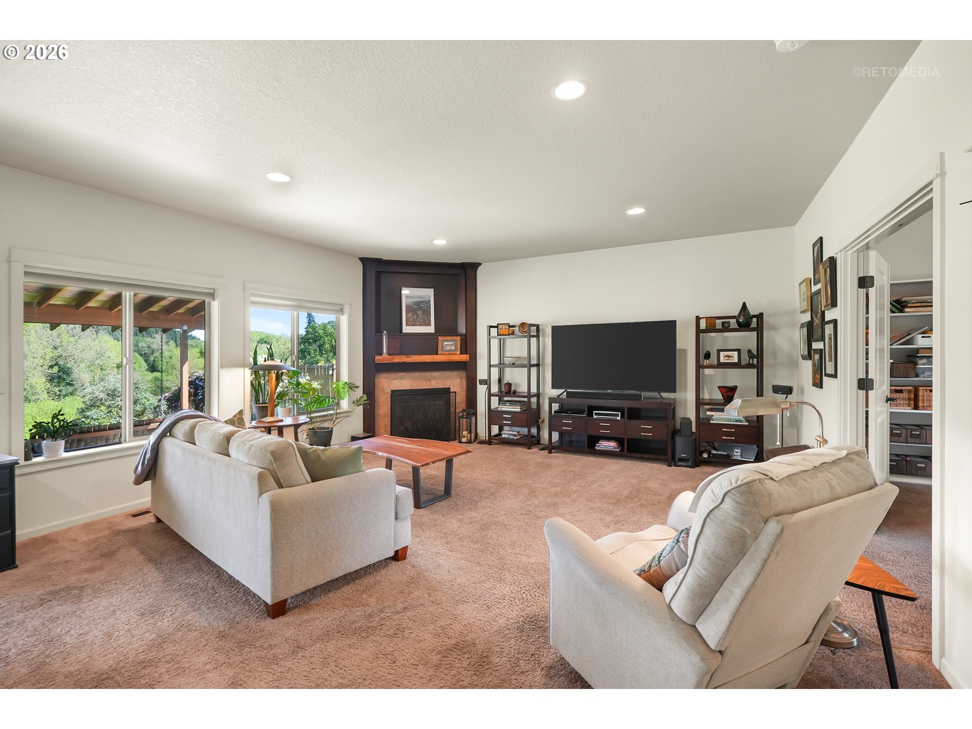 2847 HIDDEN MEADOW DR