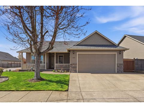 1076 S 40TH PL Springfield OR 97478