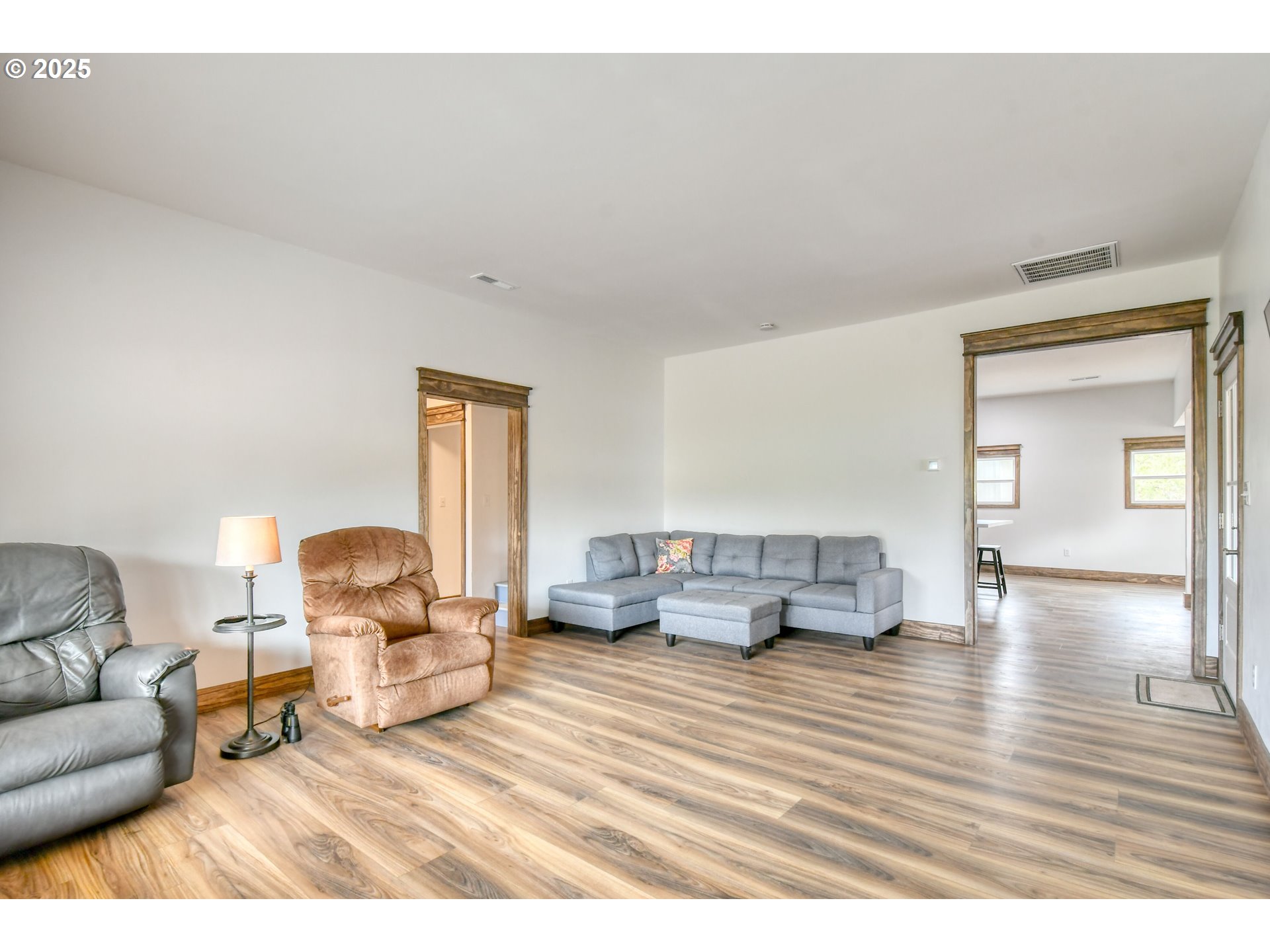 932 ZELINSKI RD