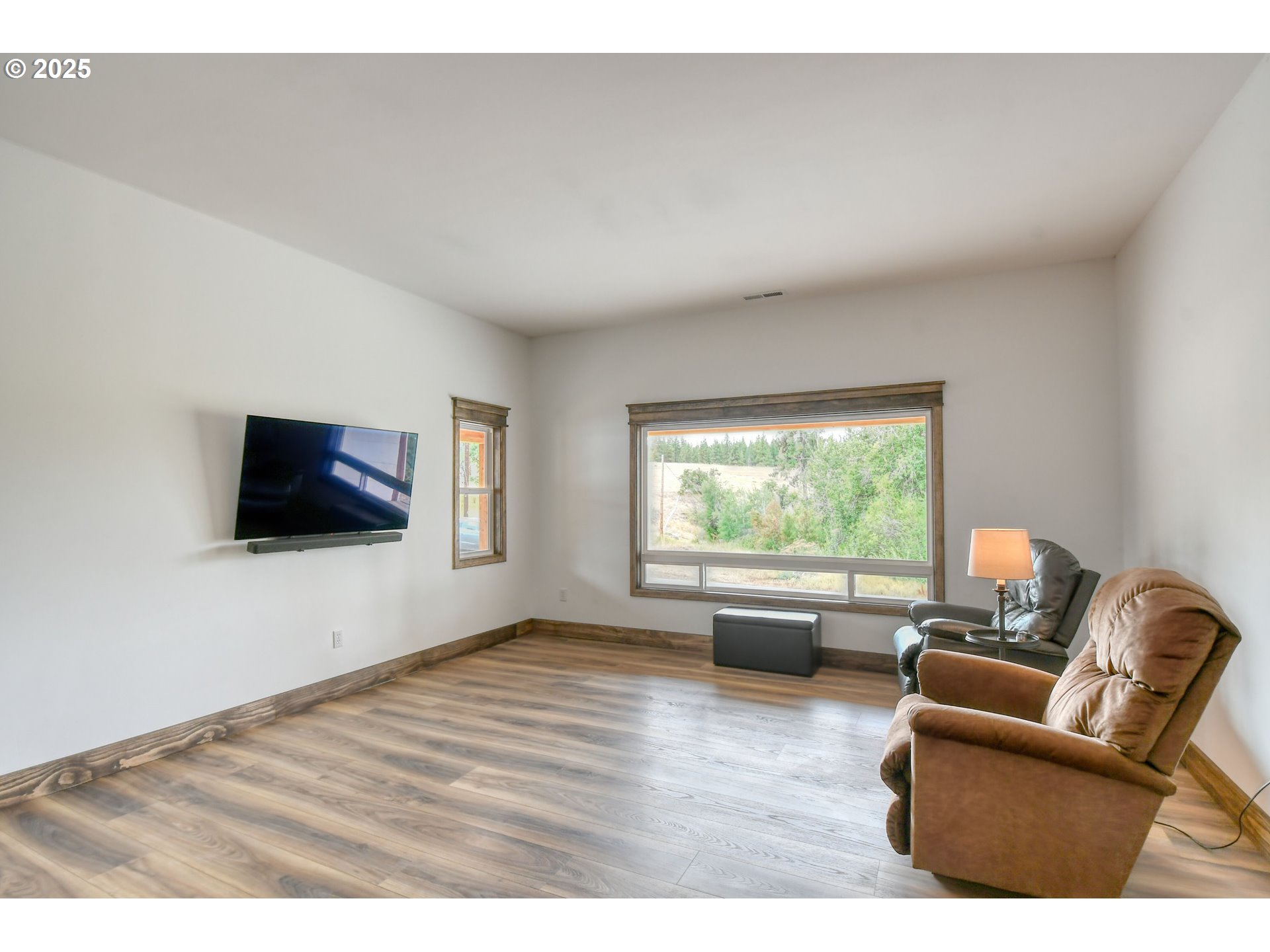 932 ZELINSKI RD