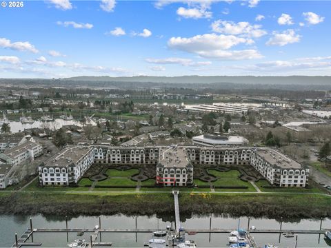 707 N HAYDEN ISLAND DR 215 Portland OR 97217