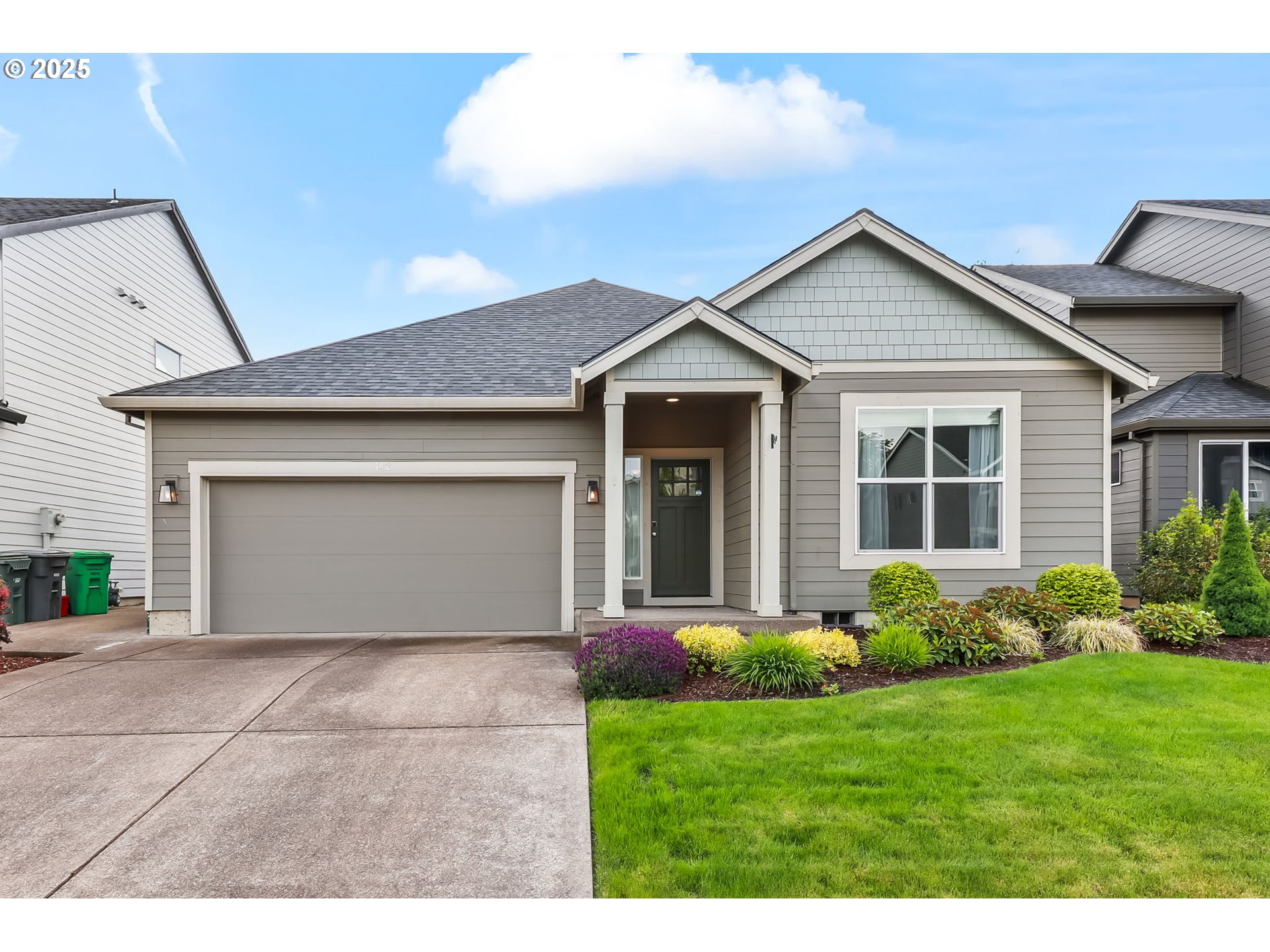 142 N 35TH PL