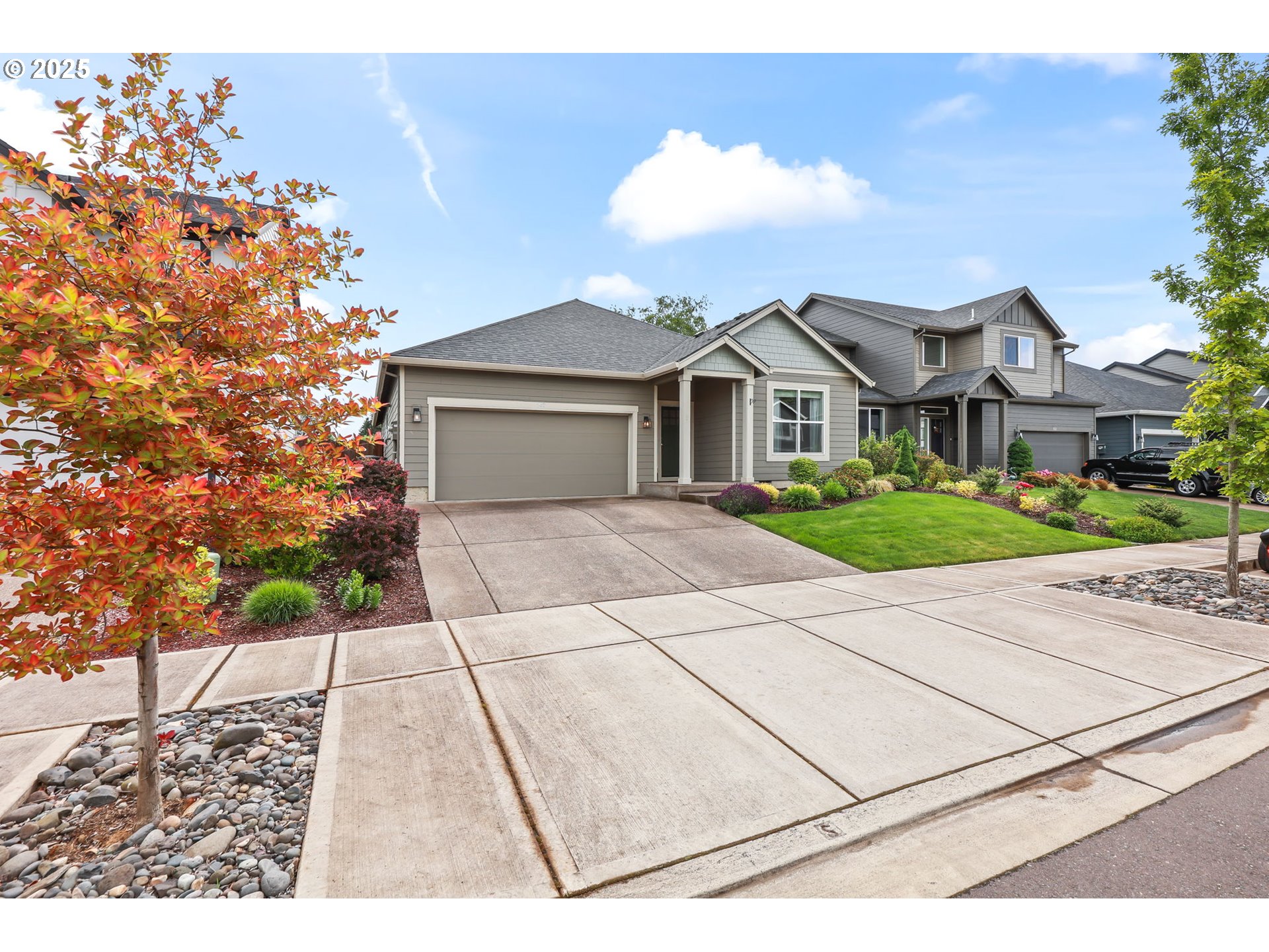 142 N 35TH PL