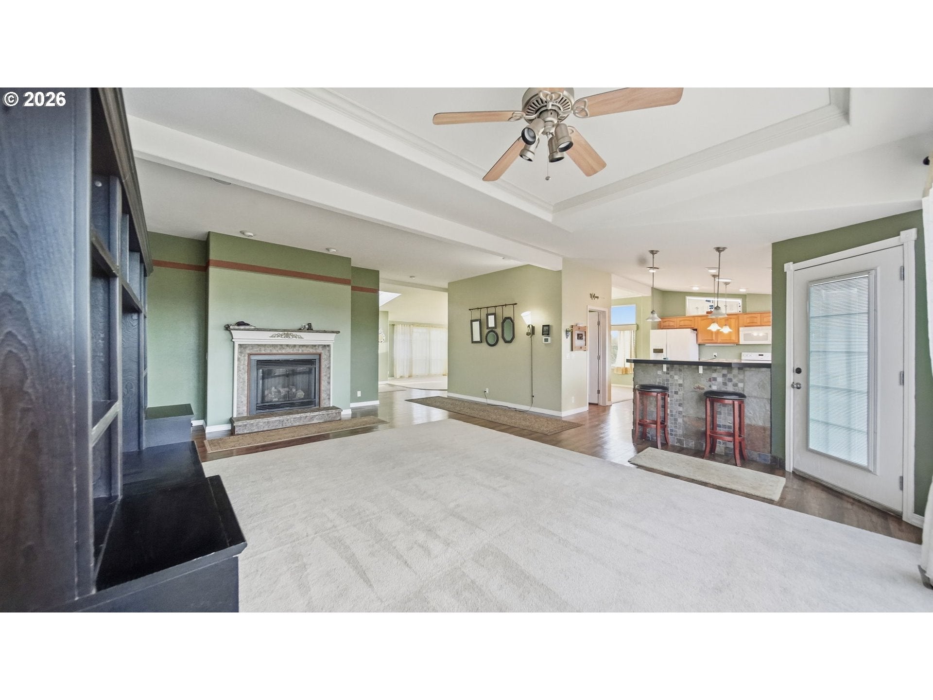 411 CENTERVILLE HWY