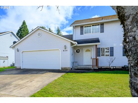 Photo of 824 NE Ashby Ct, McMinnville, OR 97128 (MLS # 778904905)