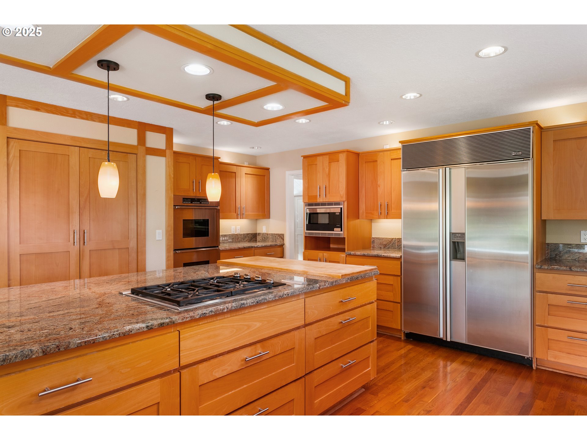 7899 SW EDGEWATER