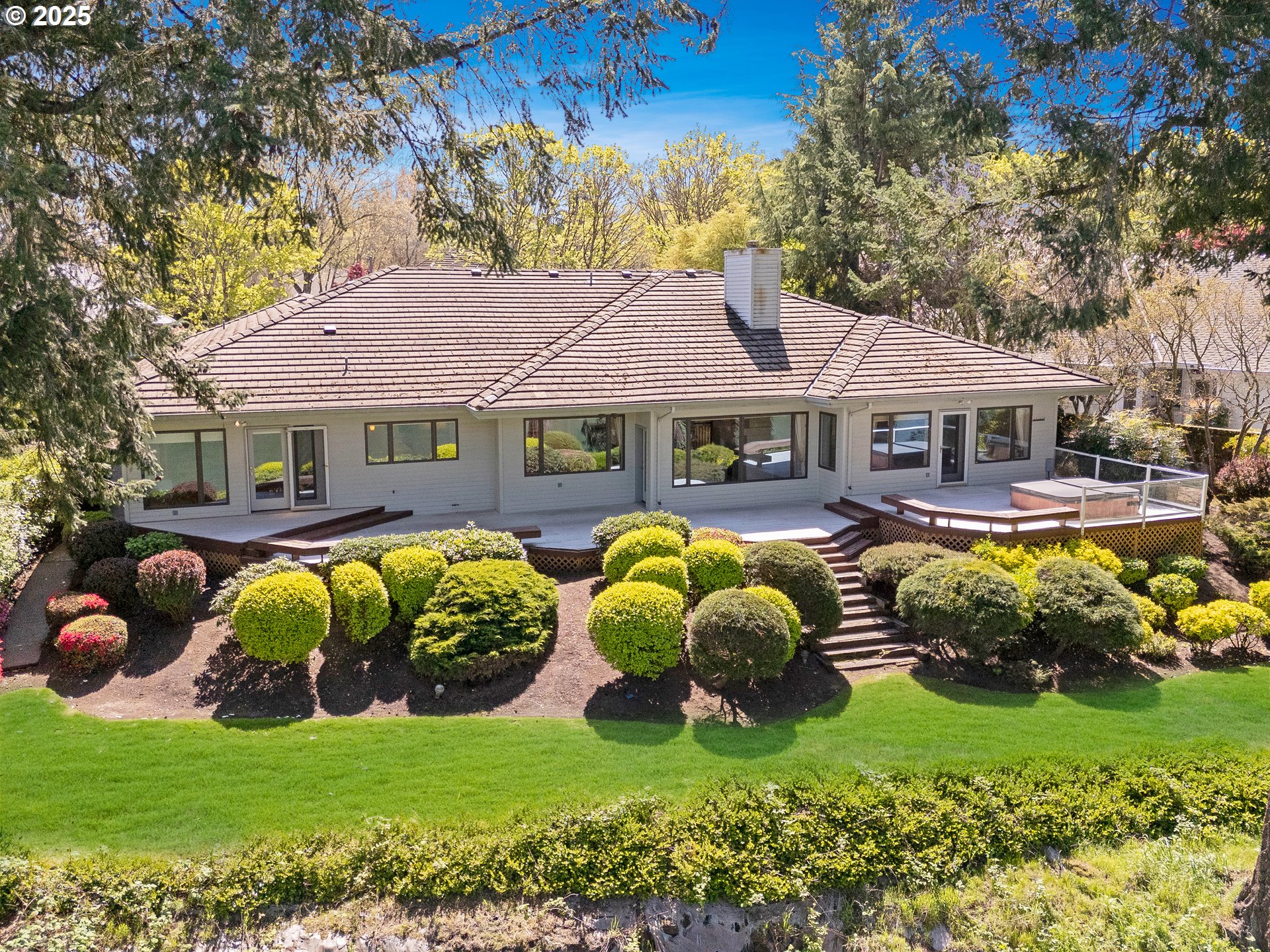 7899 SW EDGEWATER