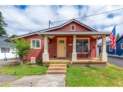 803 ELIZABETH ST Kelso WA 98626