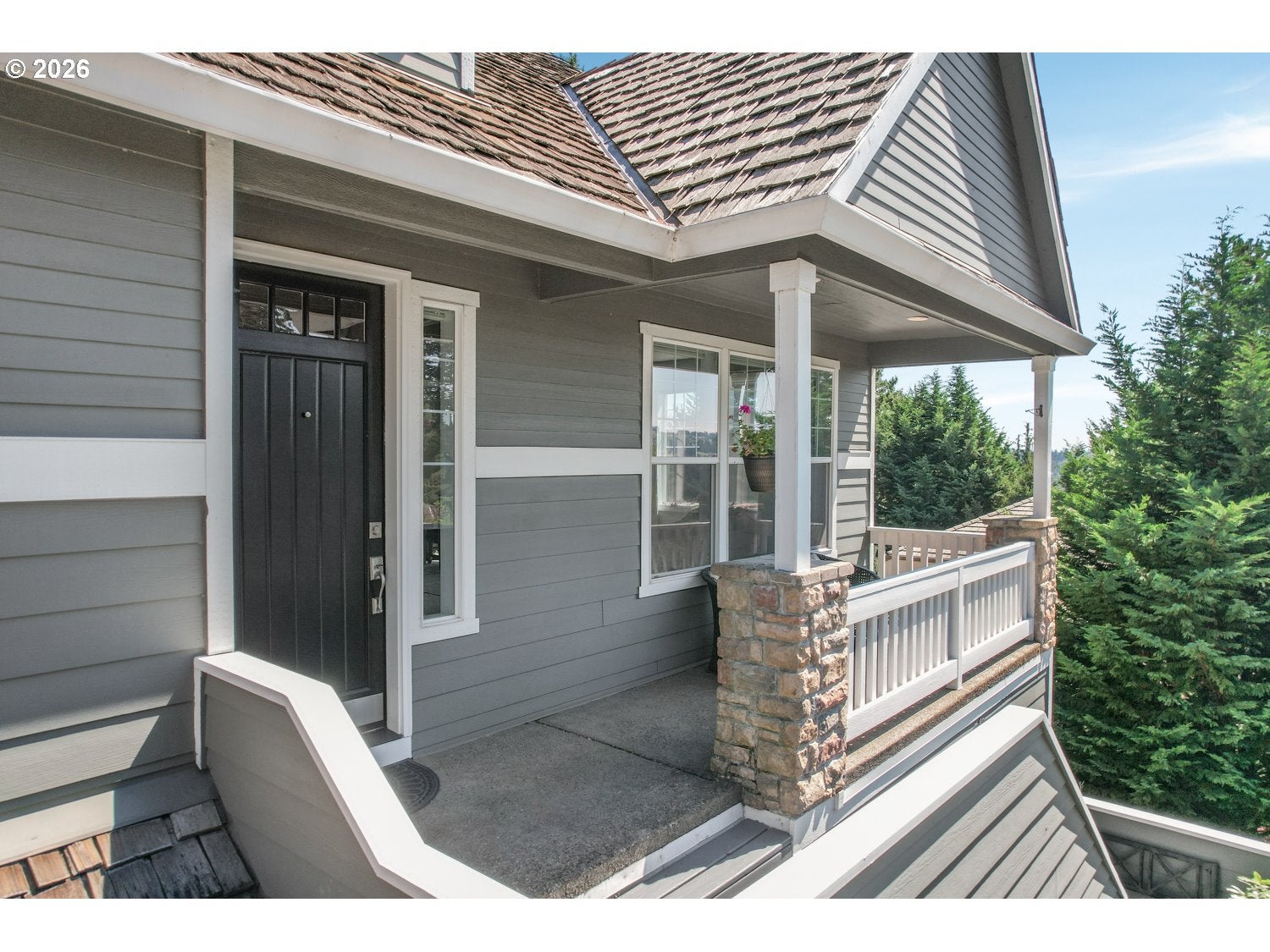 2311 FALCON DR