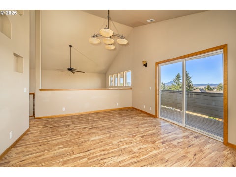 Tiny photo for 747 Holbrook Ln, Creswell, OR 97426 (MLS # 387589804)