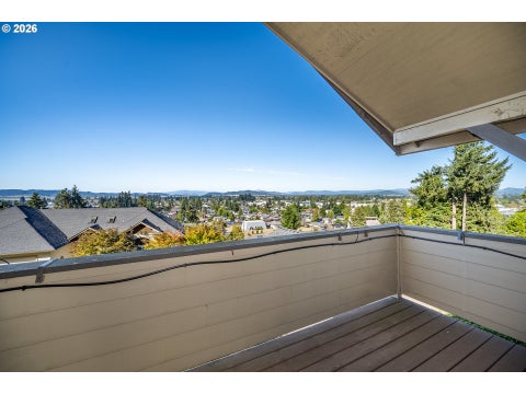 Tiny photo for 747 Holbrook Ln, Creswell, OR 97426 (MLS # 387589804)