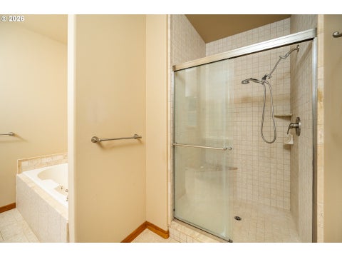 Tiny photo for 747 Holbrook Ln, Creswell, OR 97426 (MLS # 387589804)