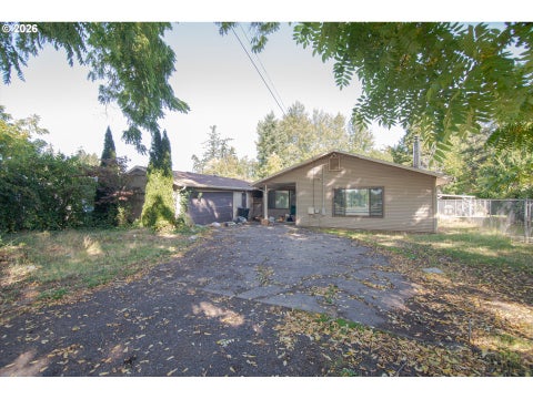 Photo of 1404 SE Villard St, McMinnville, OR 97128 (MLS # 284958240)