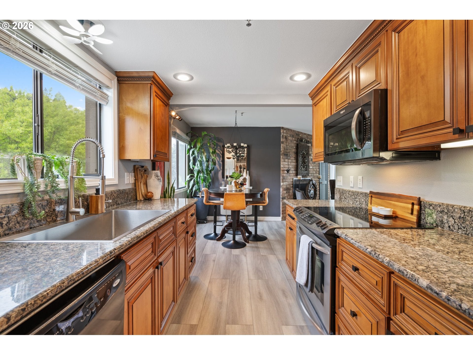 5535 E EVERGREEN BLVD 7302