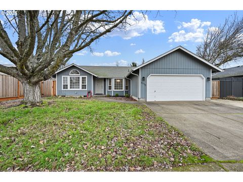 4575 CAMBON ST Eugene OR 97402