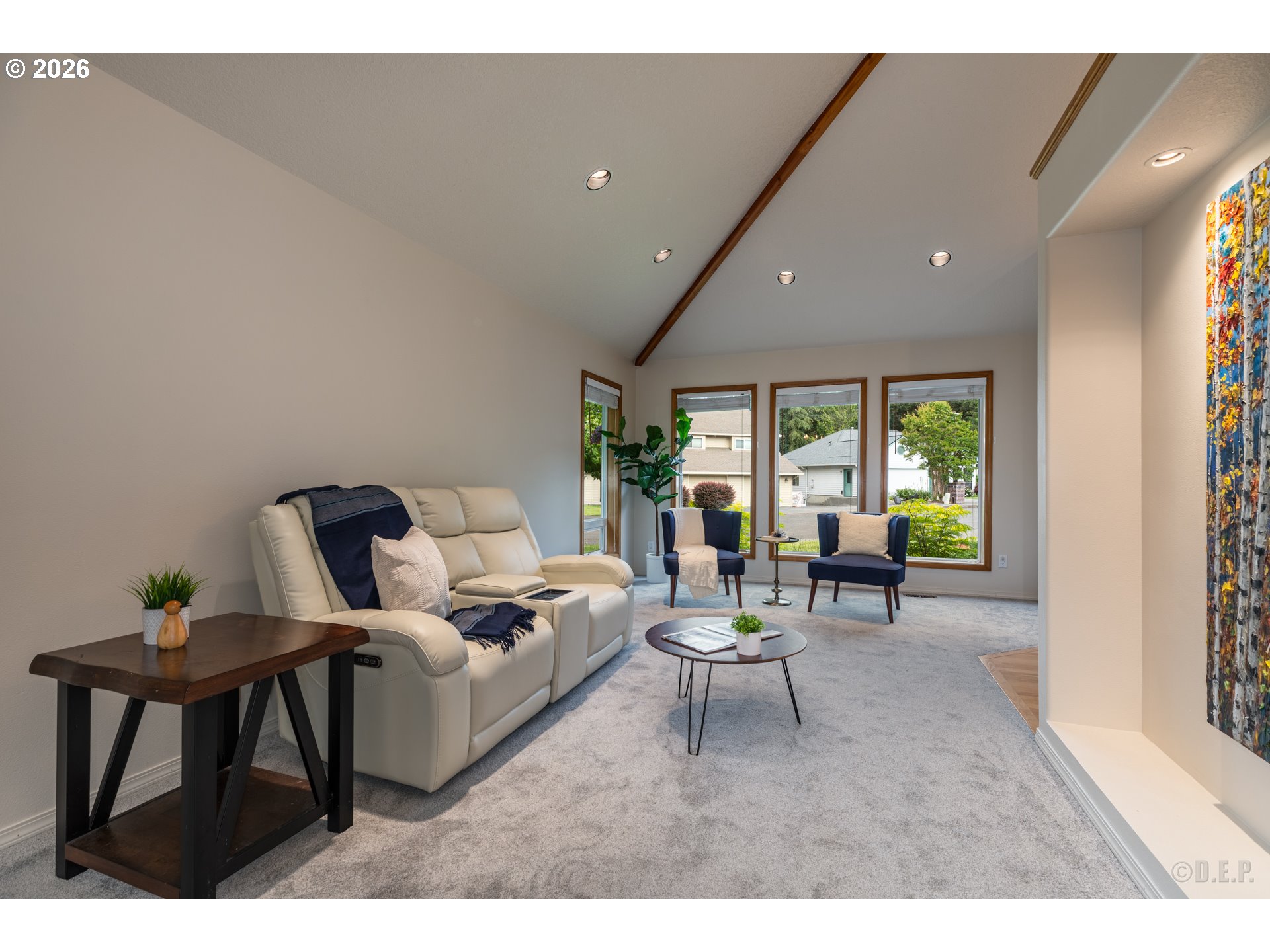 114 MADRONA CT
