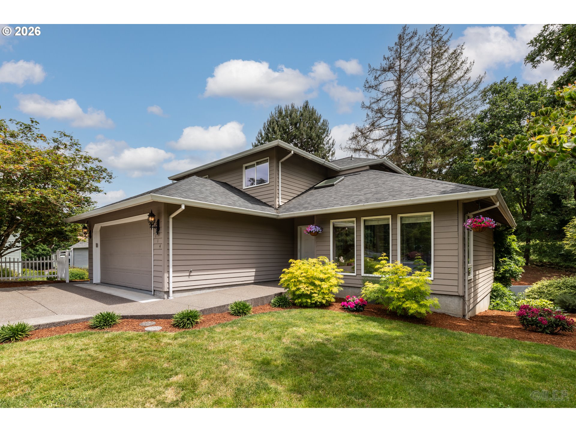 114 MADRONA CT