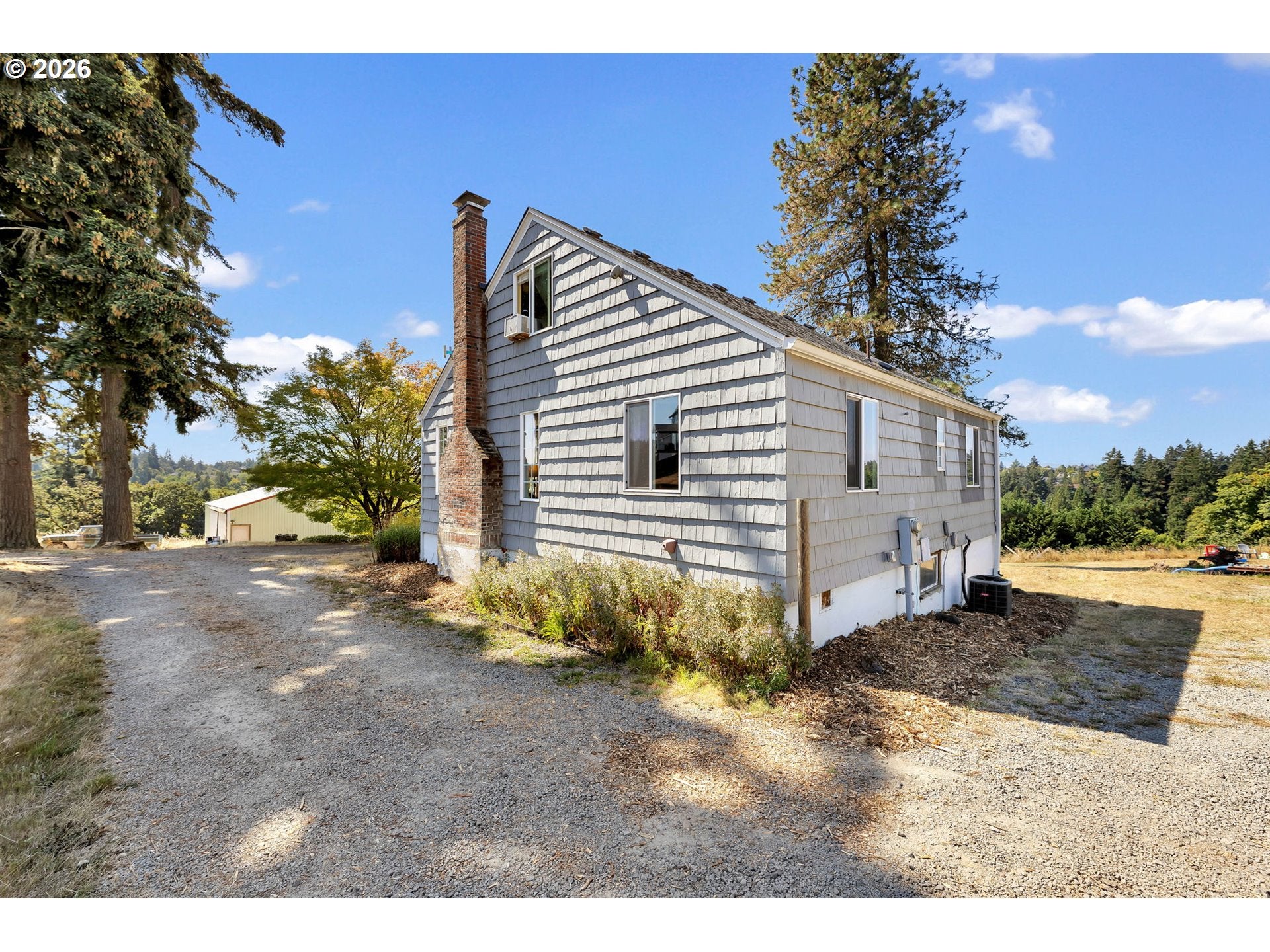 761 S 25TH PL