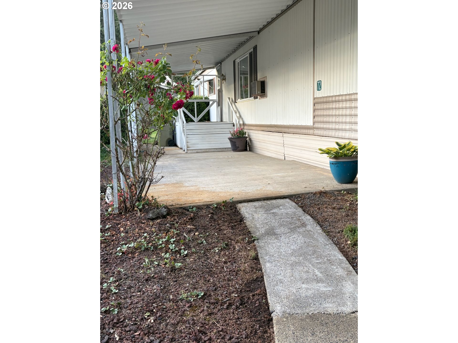 570 N 10TH AVE 72