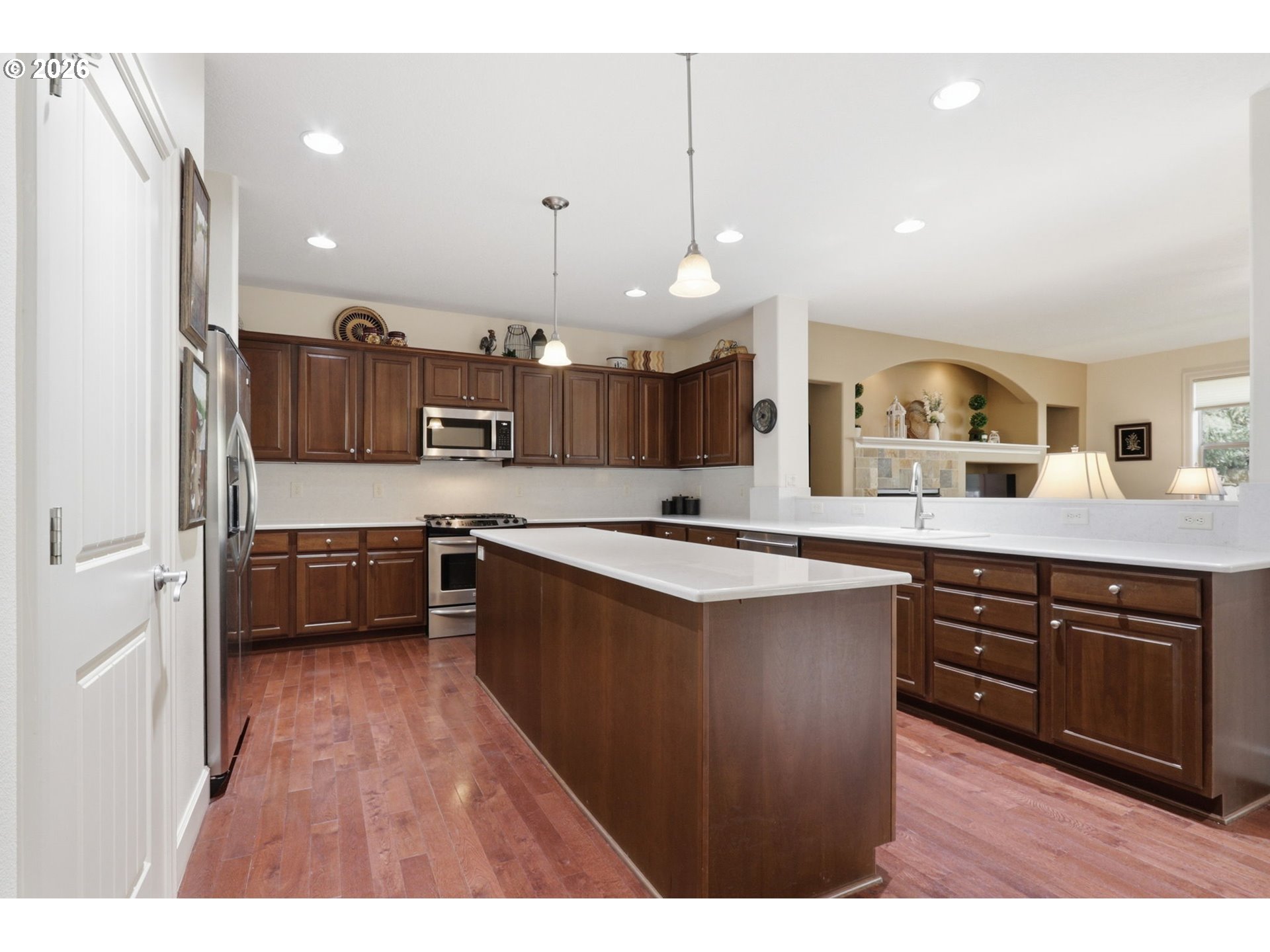 8595 SW LADY APPLE LN