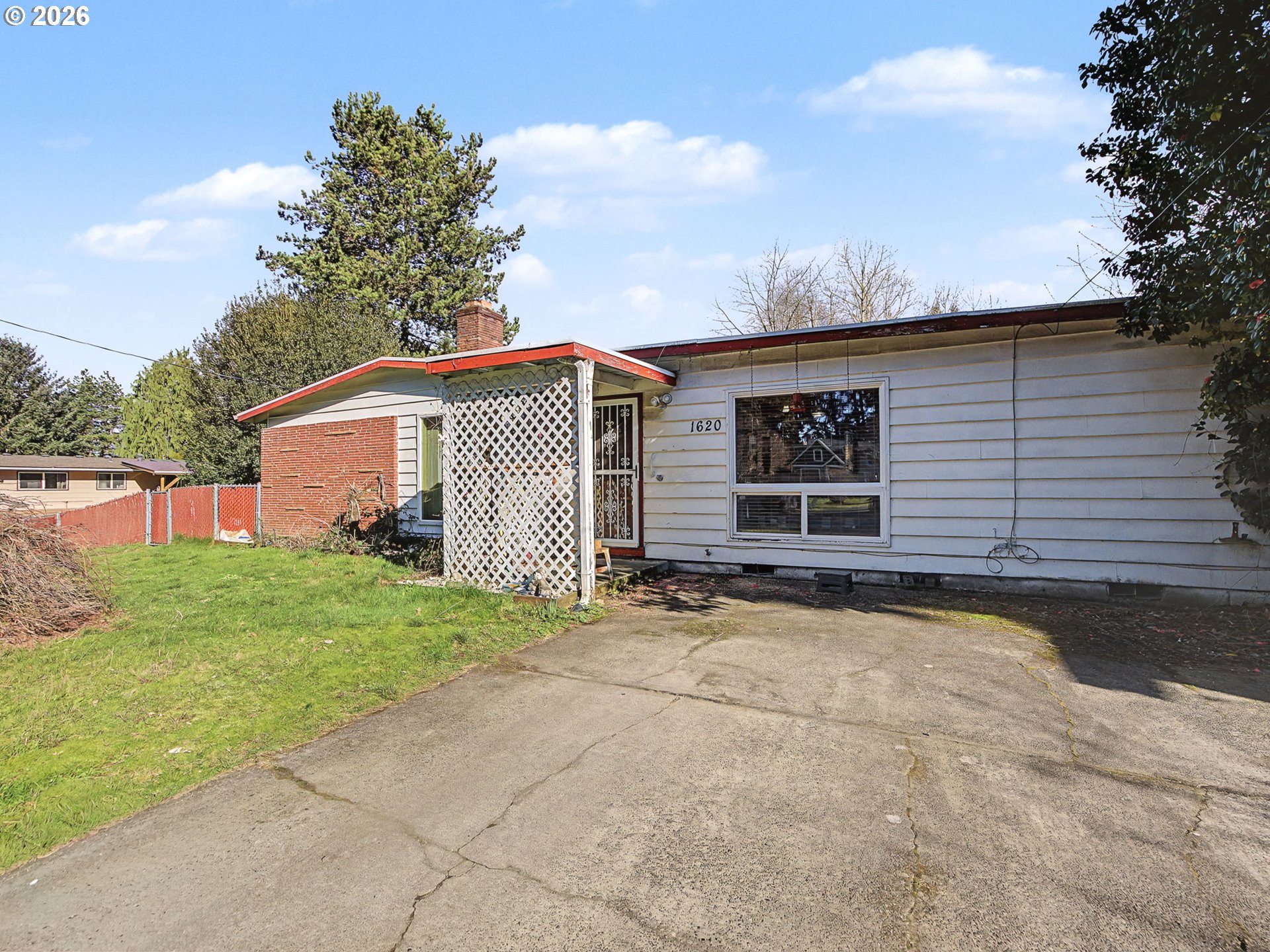 1620 NE 201ST AVE