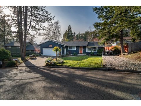 A home in Roseburg