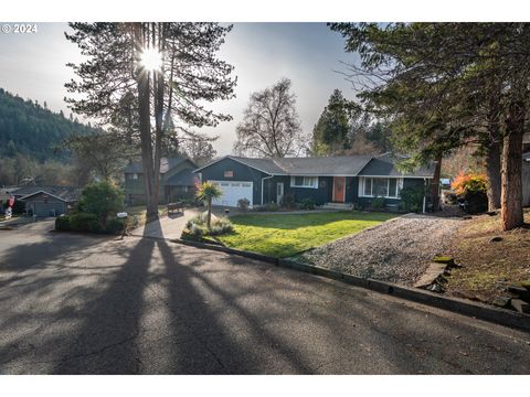 A home in Roseburg