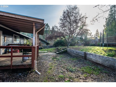 A home in Roseburg