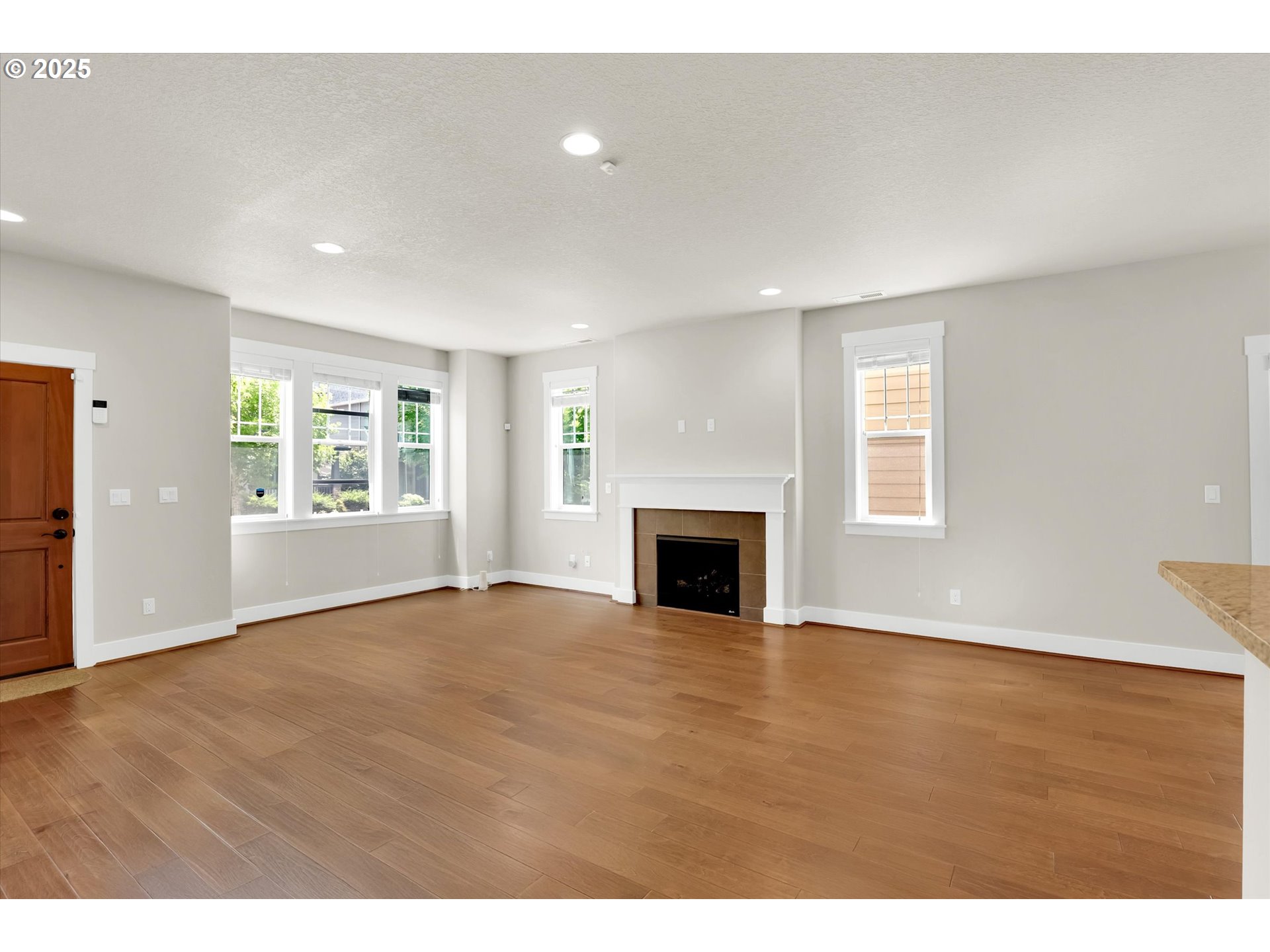 385 SW MITCHUM TER