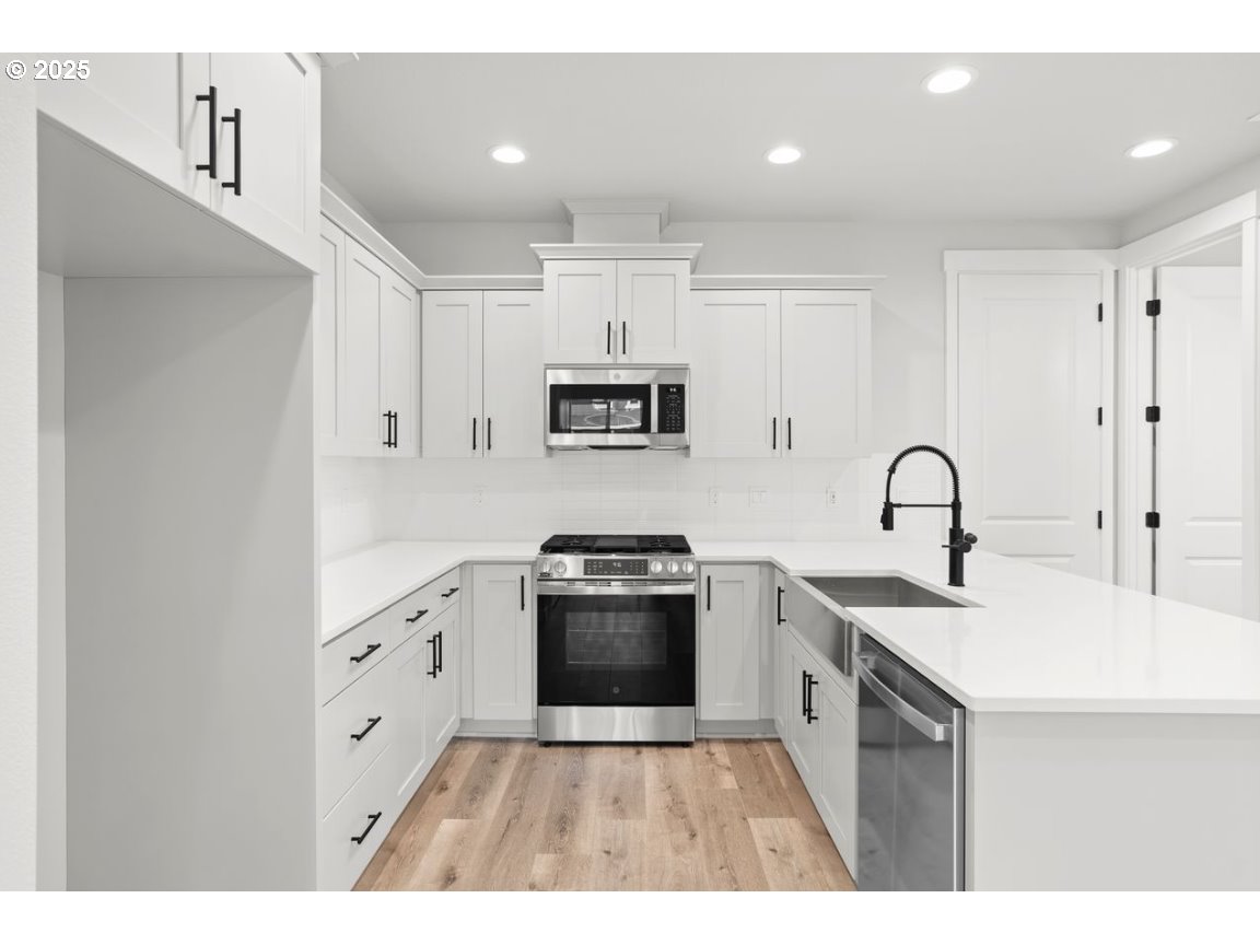 3526 SE 86TH AVE SE