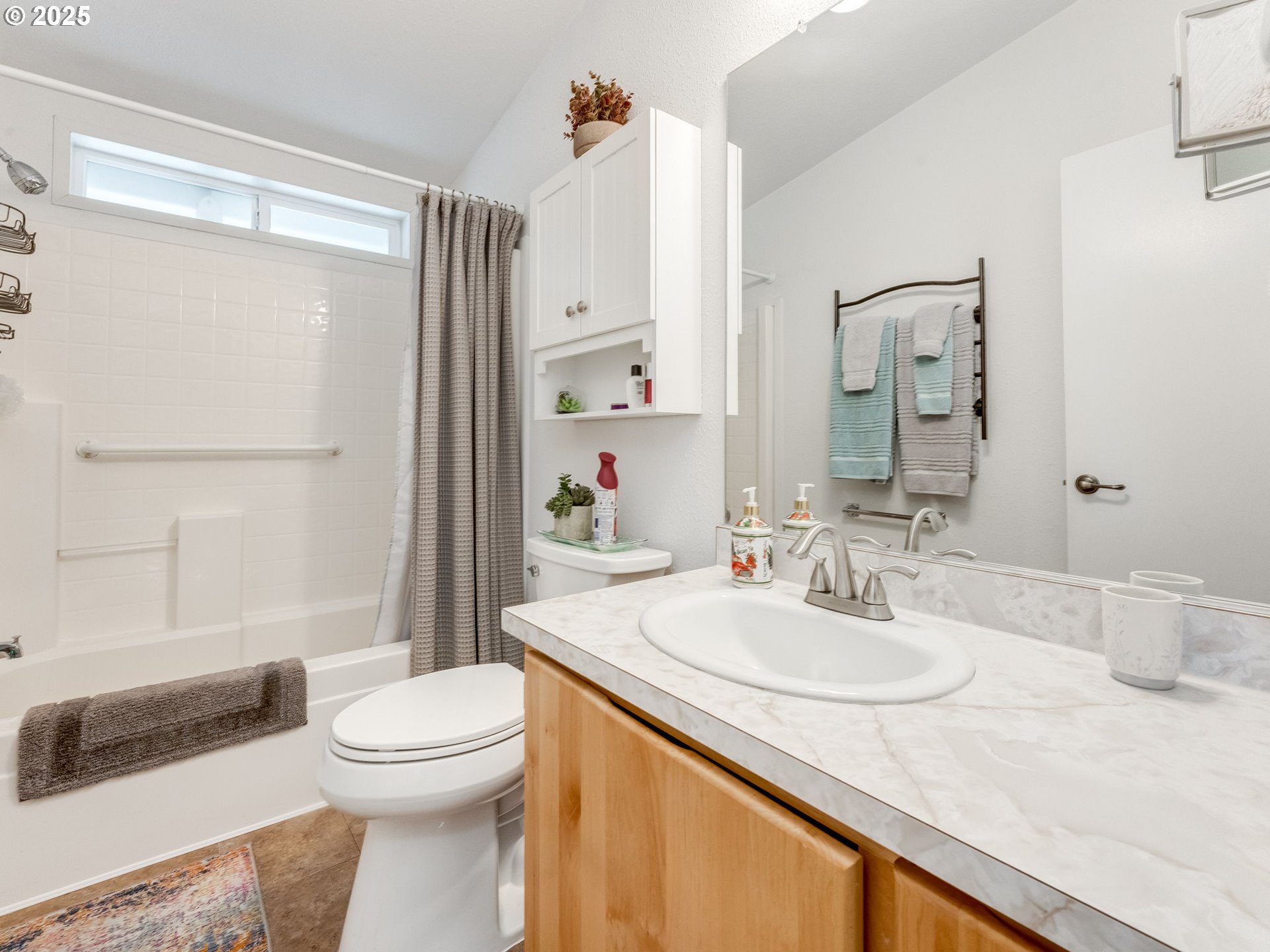 Woodland, Washington 98674, United States, 2 Bedrooms Bedrooms, ,2 BathroomsBathrooms,Residential,Active,200158