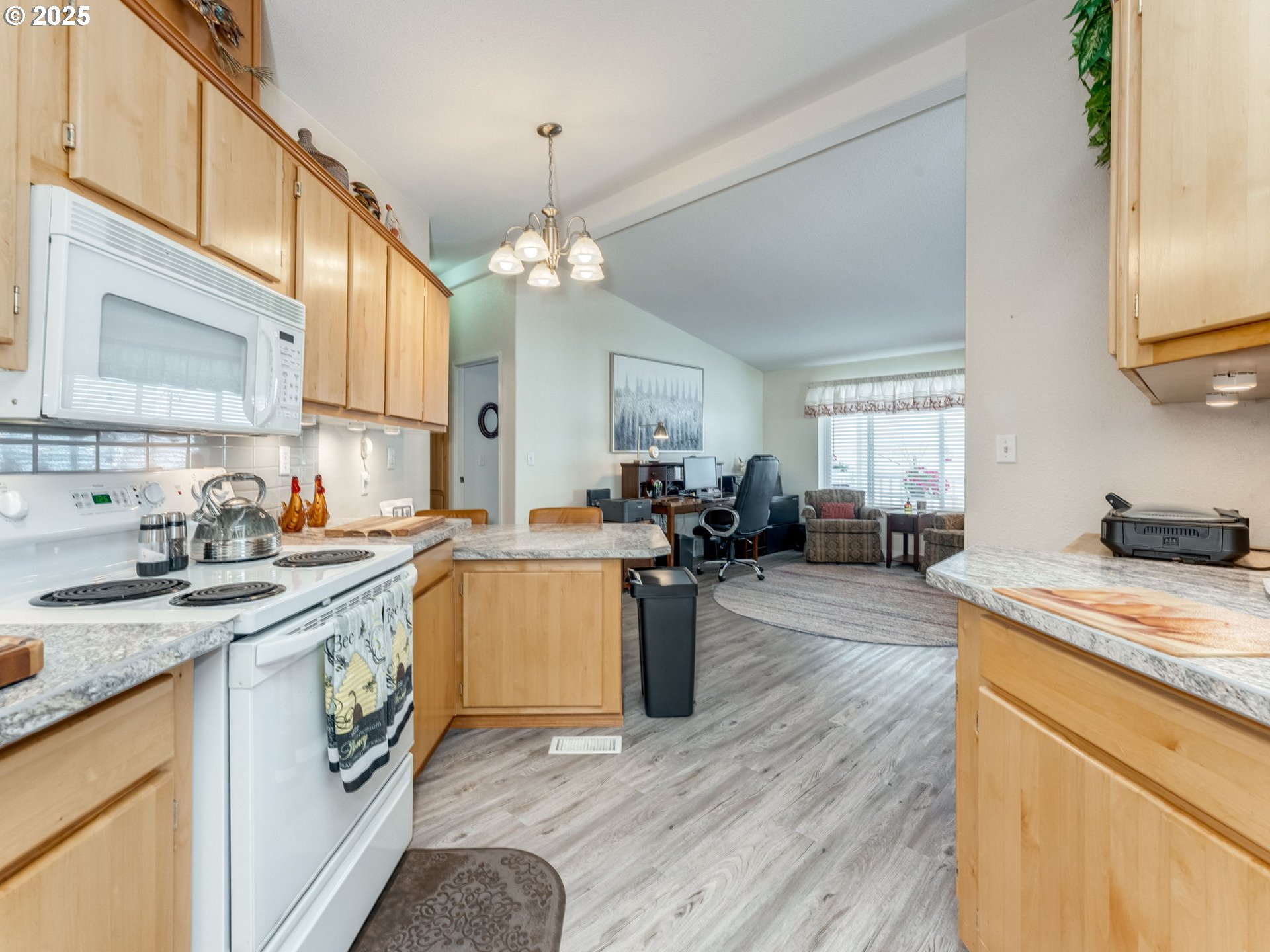 Woodland, Washington 98674, United States, 2 Bedrooms Bedrooms, ,2 BathroomsBathrooms,Residential,Active,200158