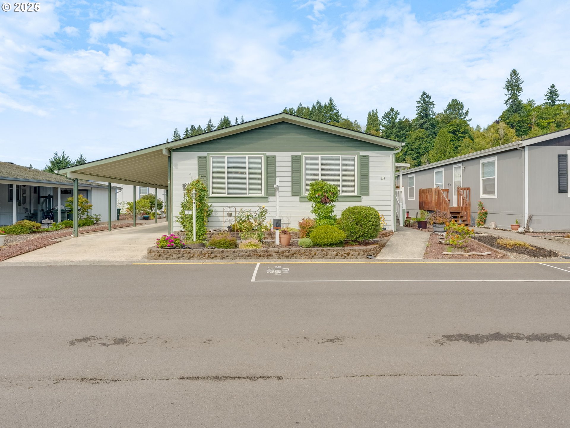 Woodland, Washington 98674, United States, 2 Bedrooms Bedrooms, ,2 BathroomsBathrooms,Residential,Active,200158