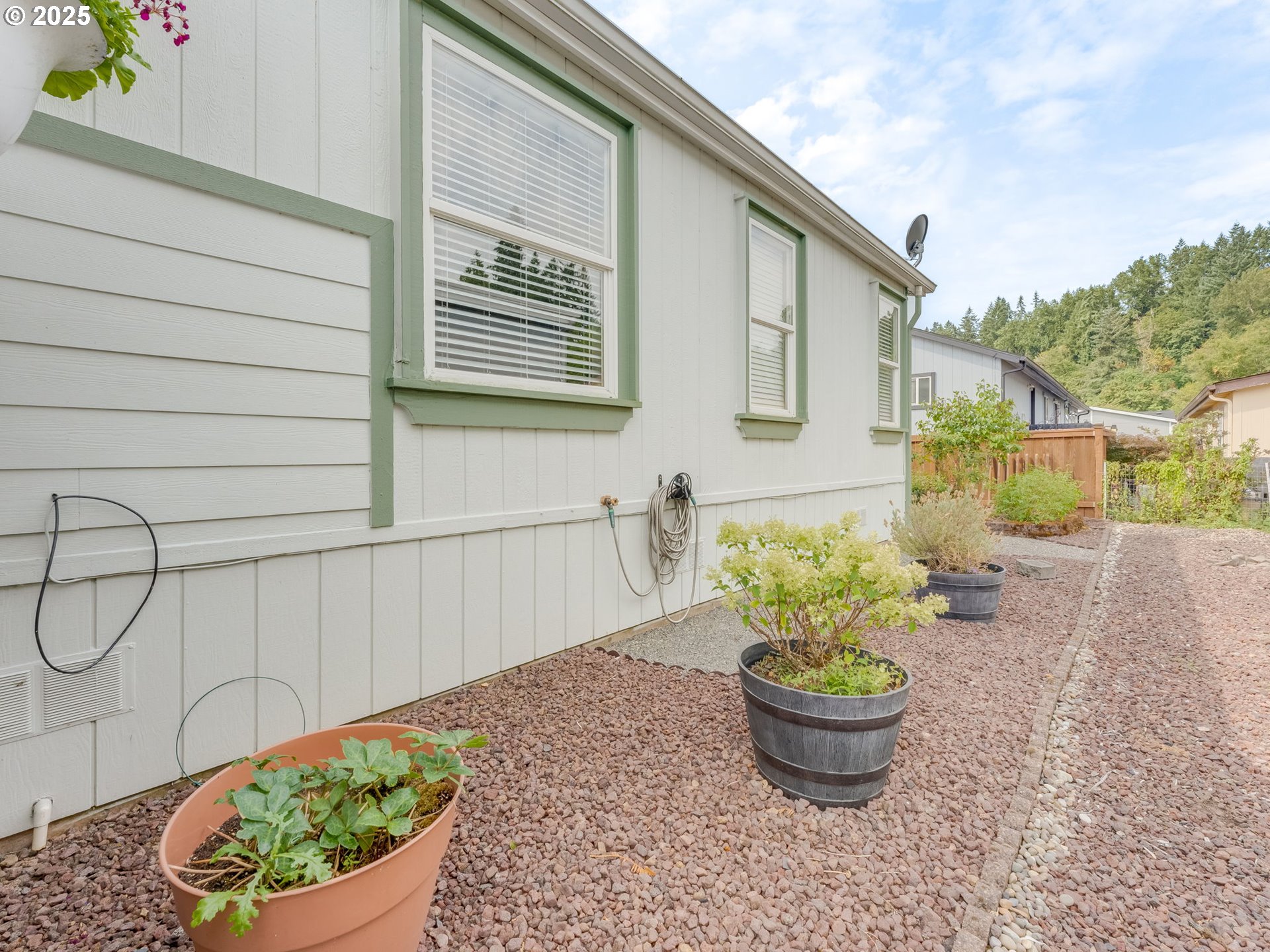 Woodland, Washington 98674, United States, 2 Bedrooms Bedrooms, ,2 BathroomsBathrooms,Residential,Active,200158