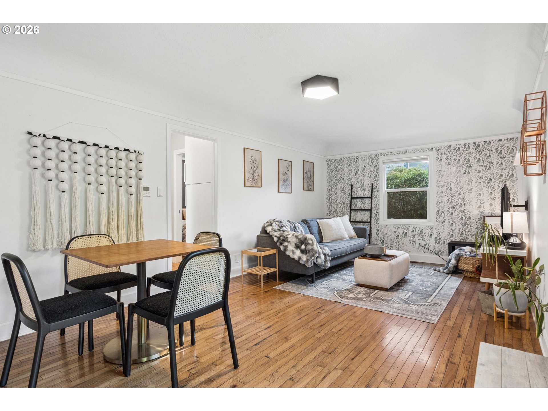 2015 E 29TH ST