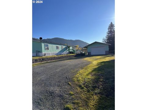 A home in Myrtle Creek