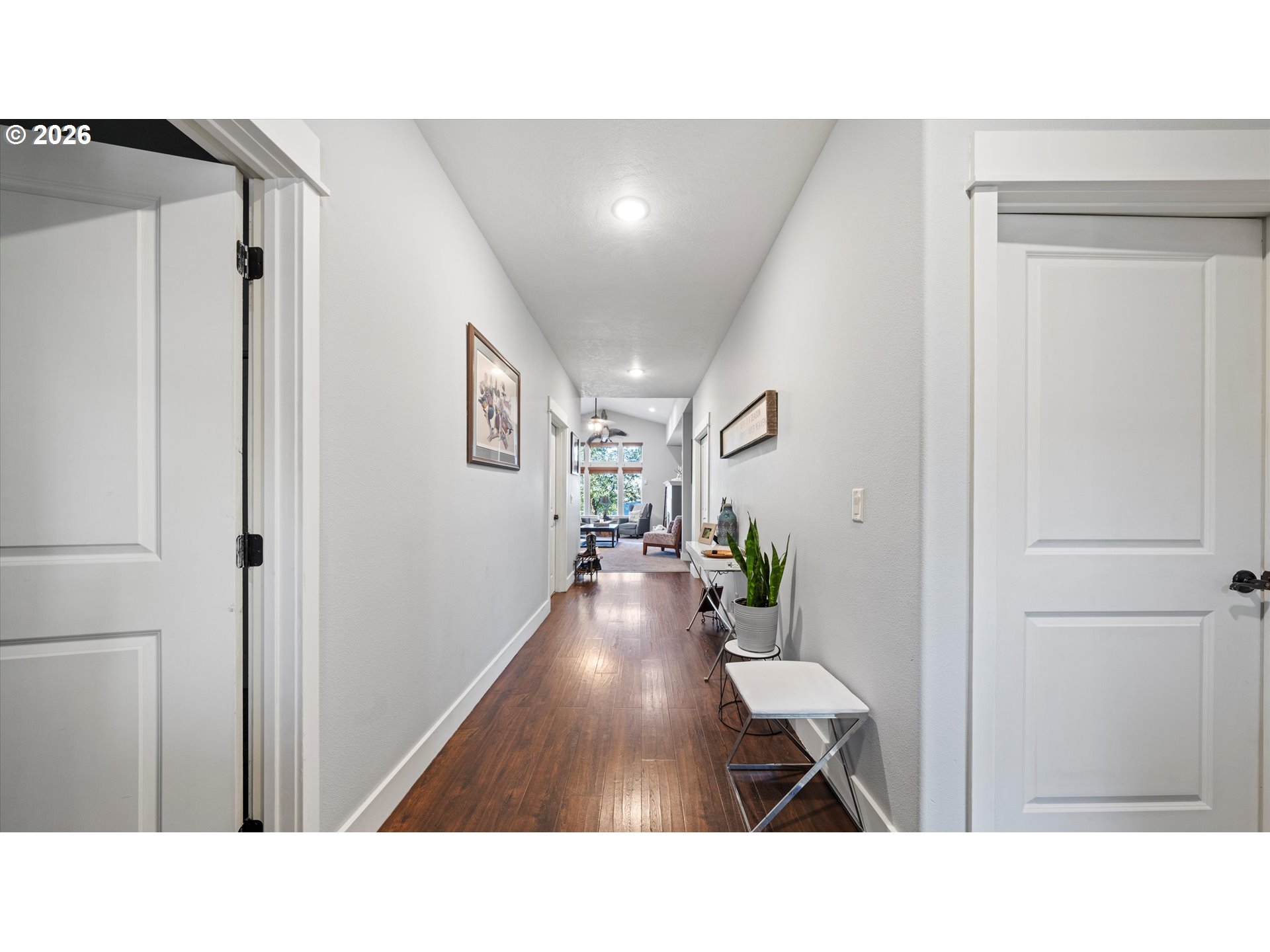 2243 NW OVERLOOK DR