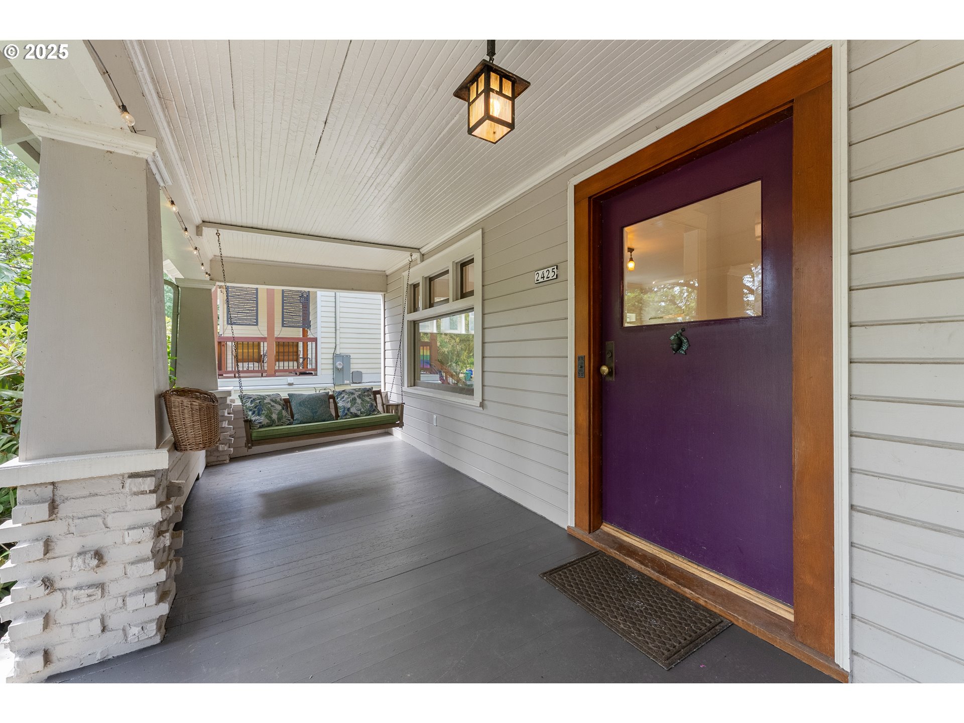 2425 NE 37TH AVE