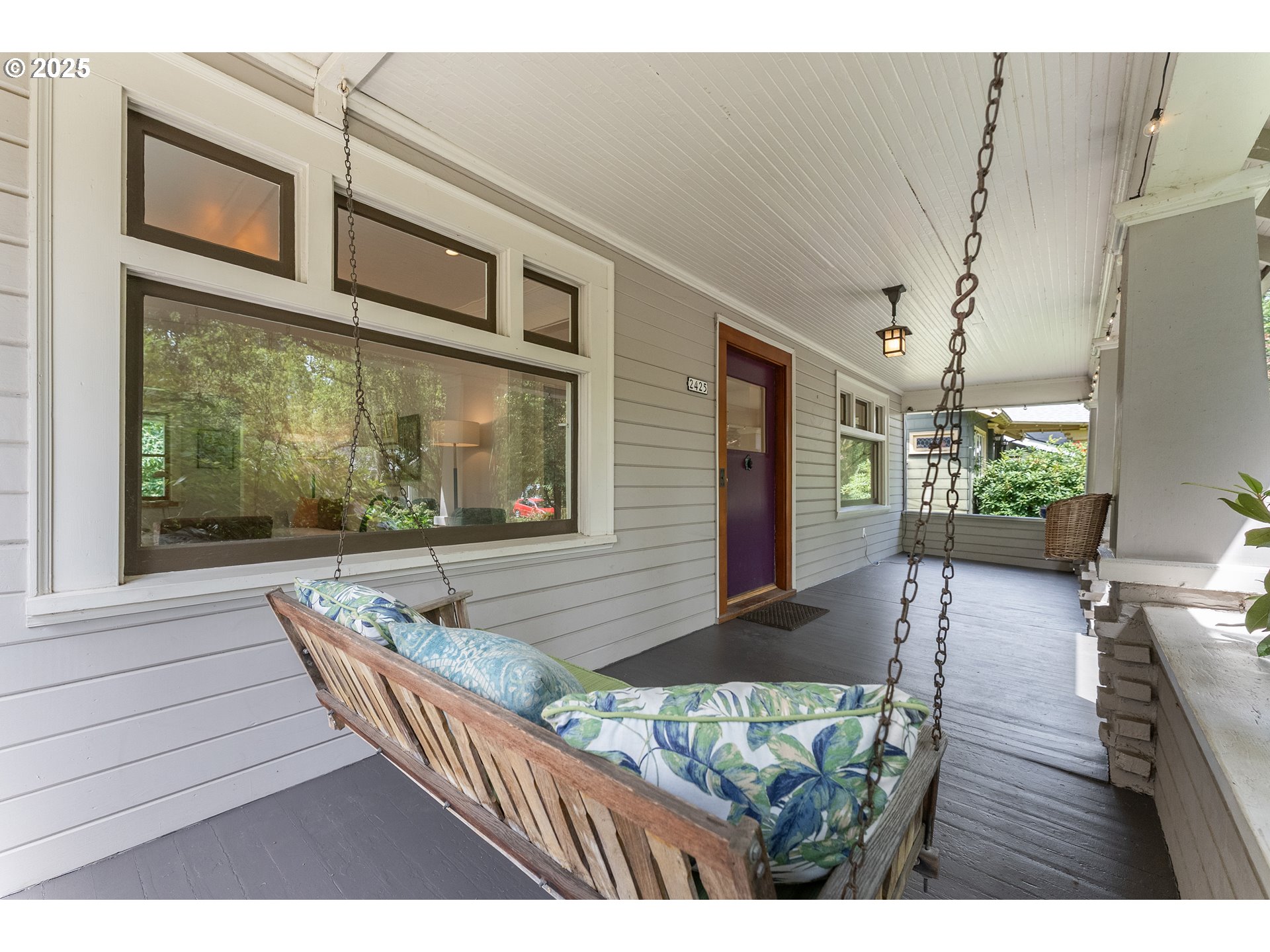 2425 NE 37TH AVE