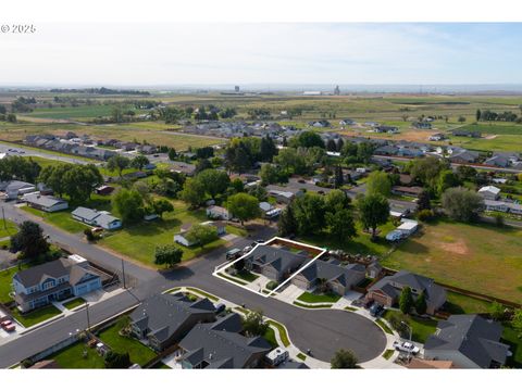 A home in Hermiston