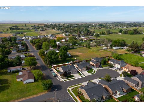 A home in Hermiston