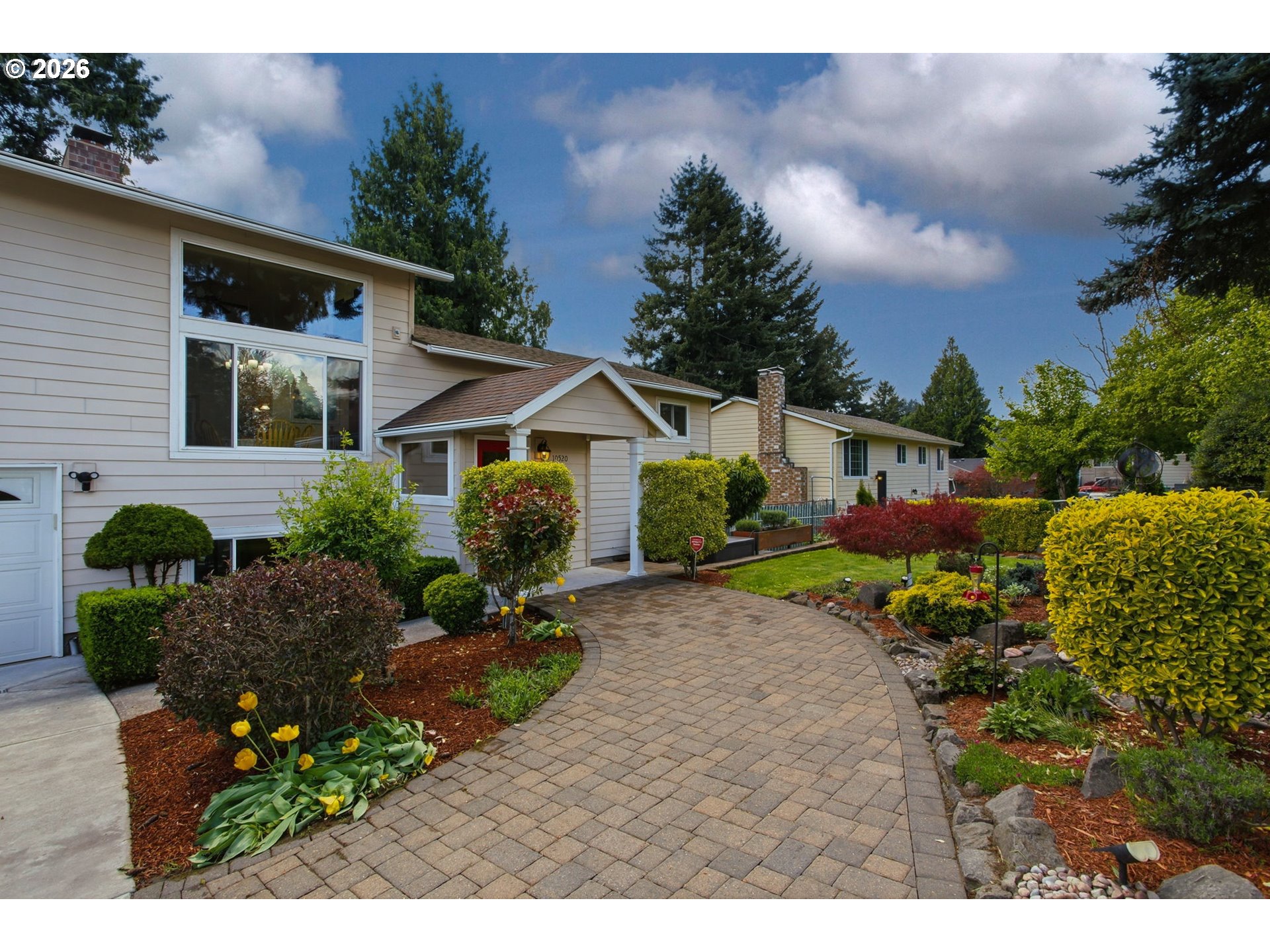 10520 NE SISKIYOU ST