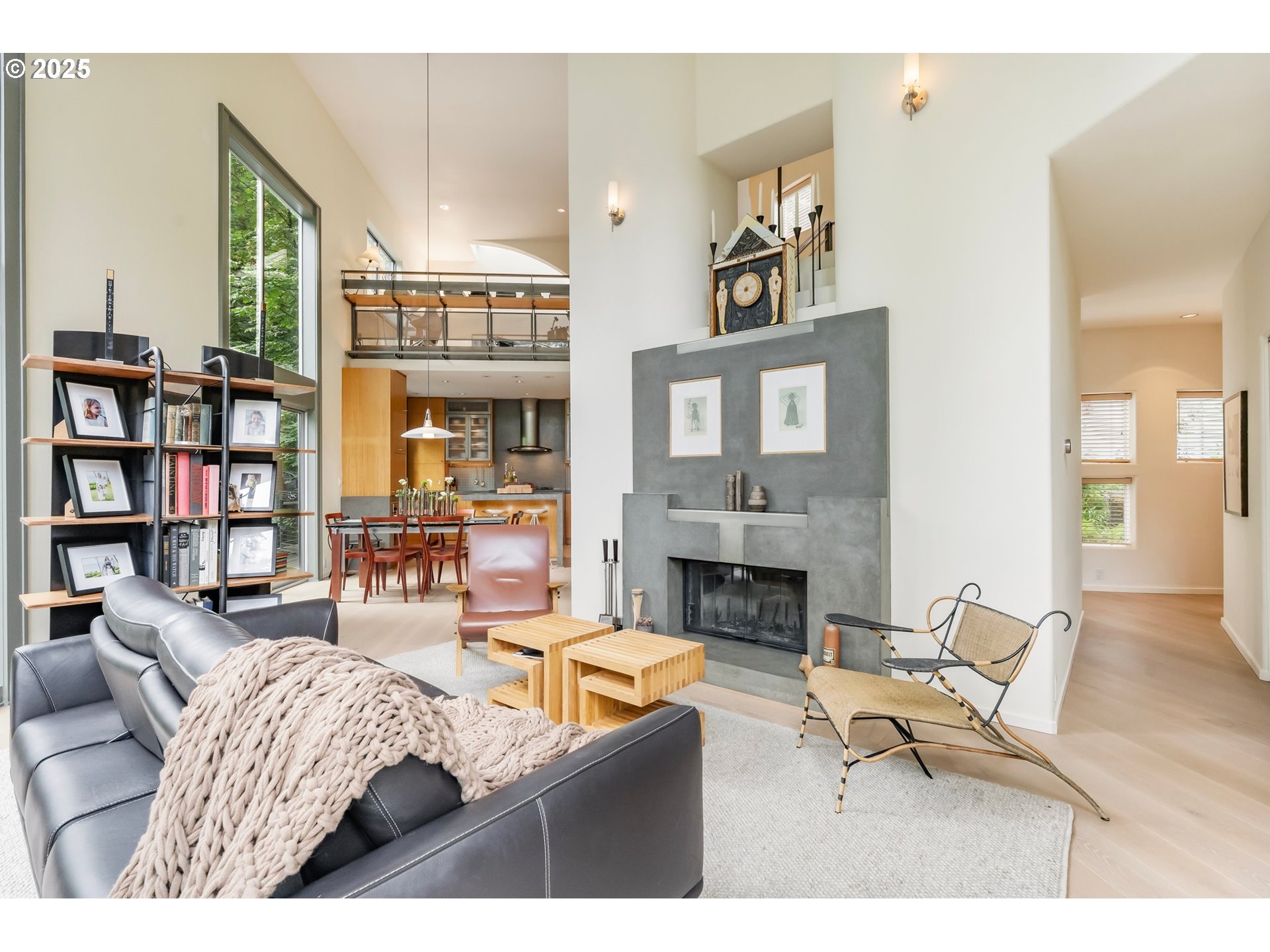 2608 SW FAIRMOUNT BLVD