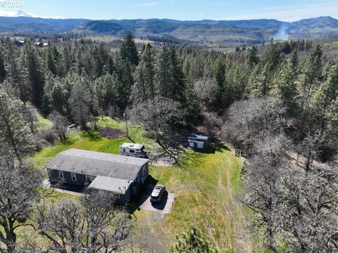 A home in Mosier